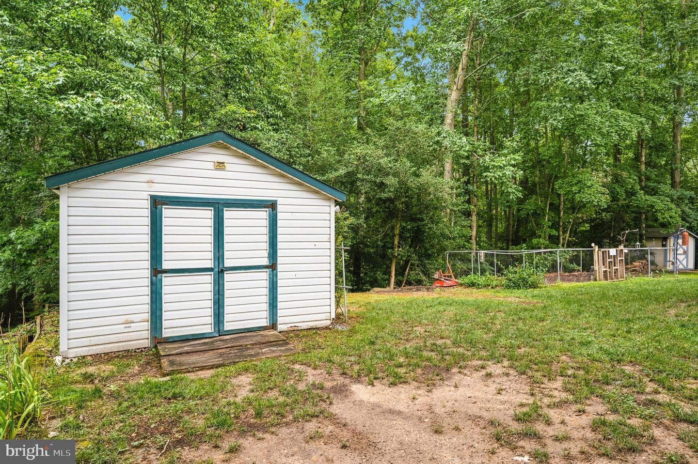 7860 Pine Boulevard photo 33