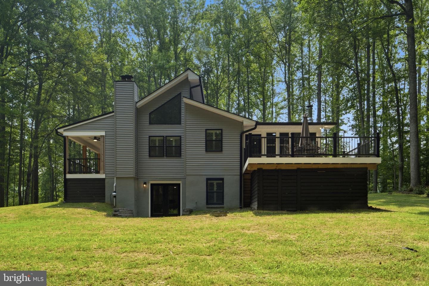 2450 Symphony Lane photo 4
