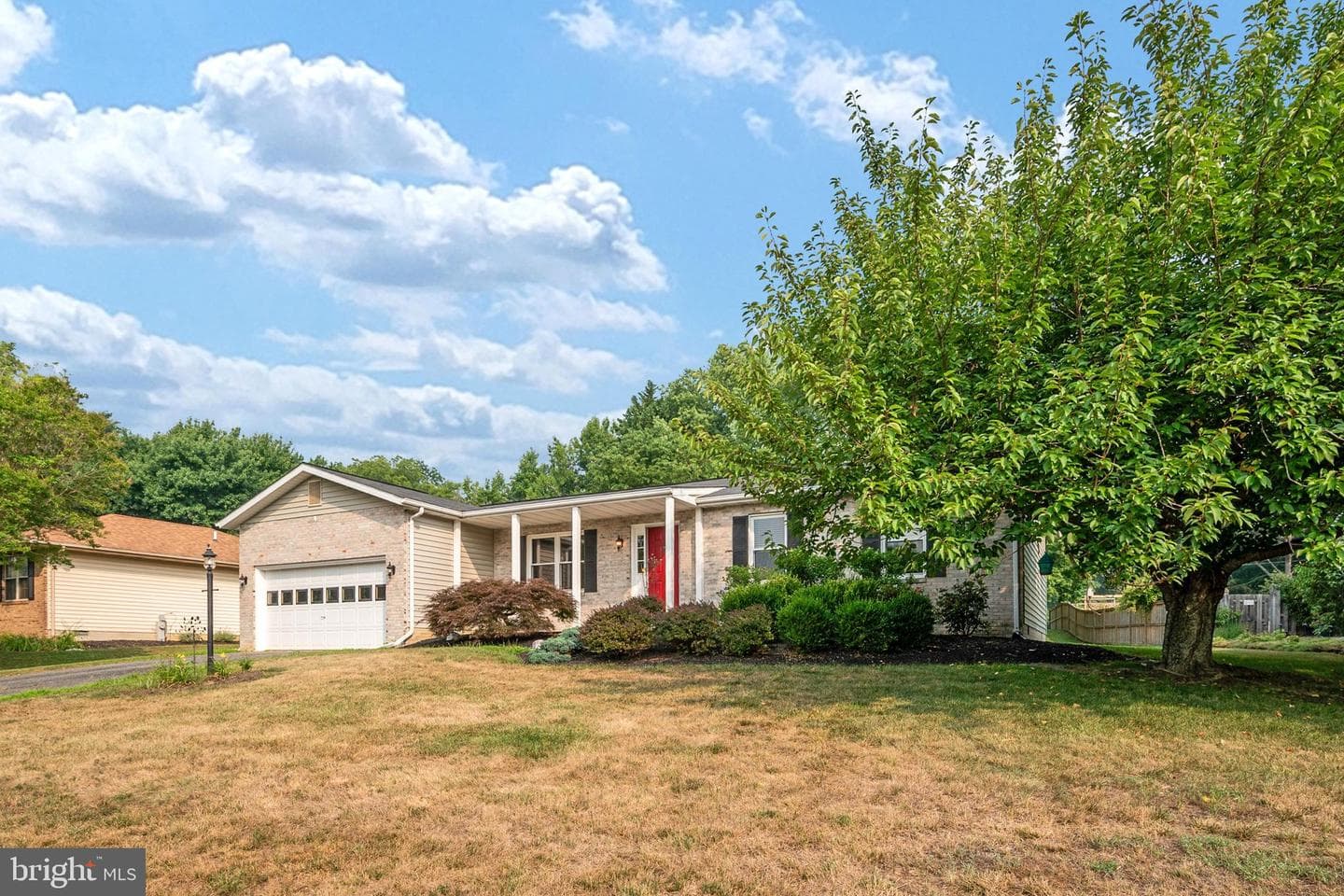 2110 Clearview Drive photo 2