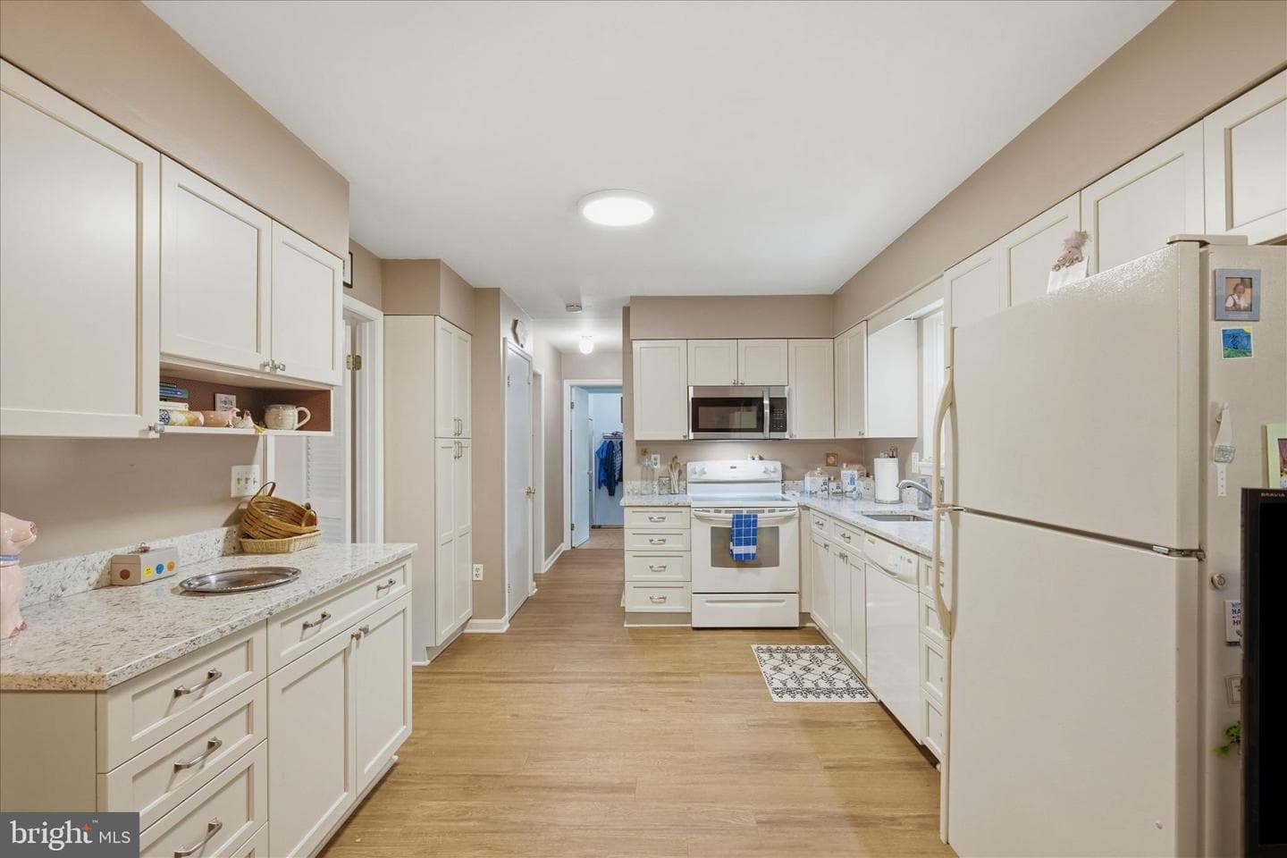 9810 Golden Russet Drive, Dunkirk