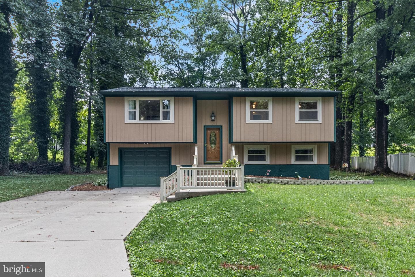 4307 Ridgeway Terrace photo 1