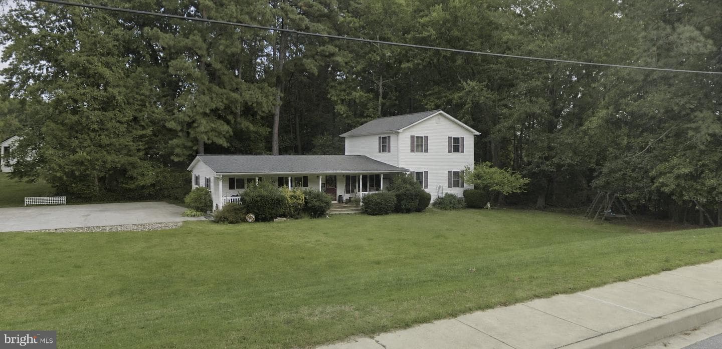13750 Dowell Road photo 1