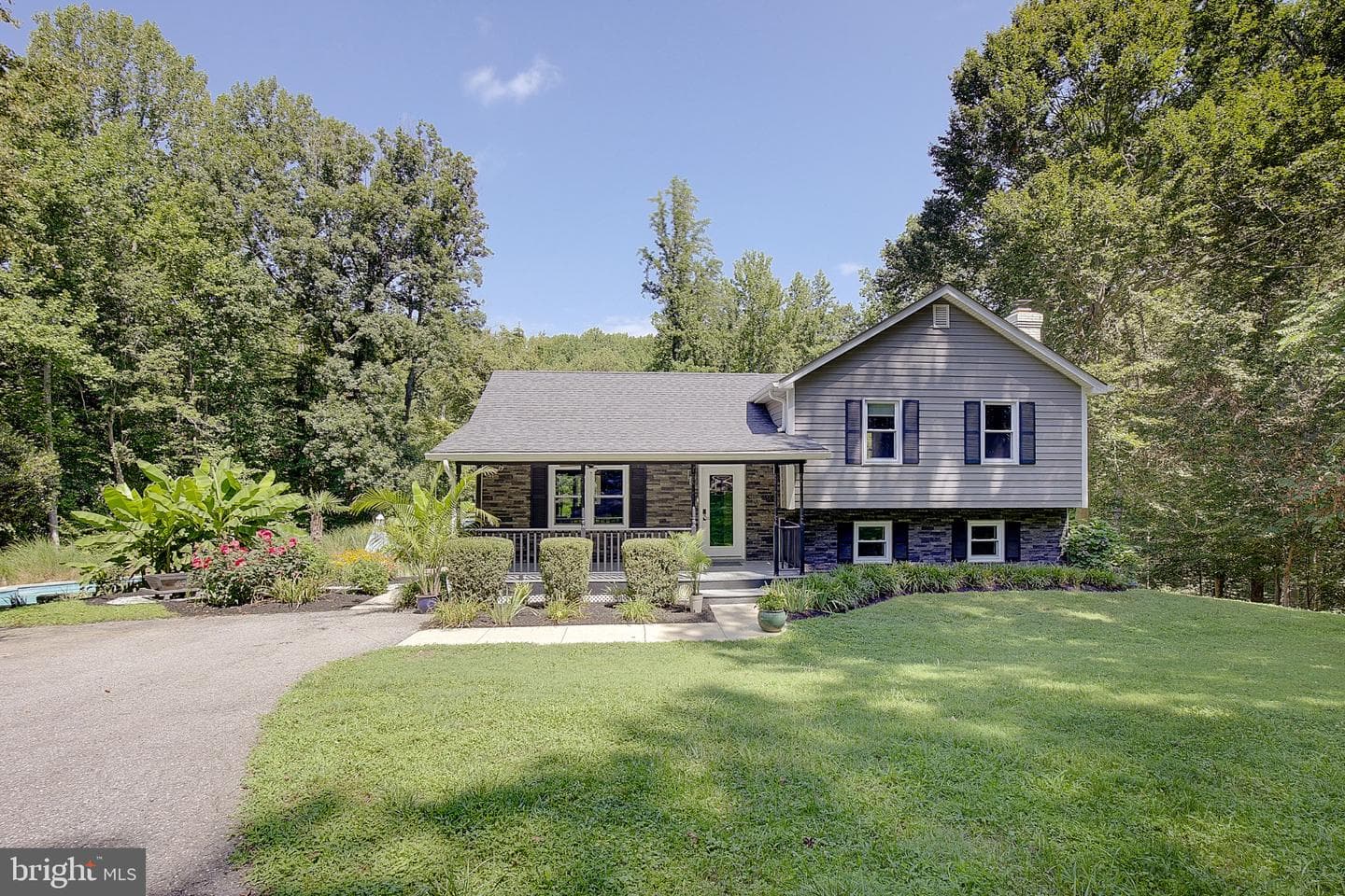 9010 Mary Ann Drive photo 1