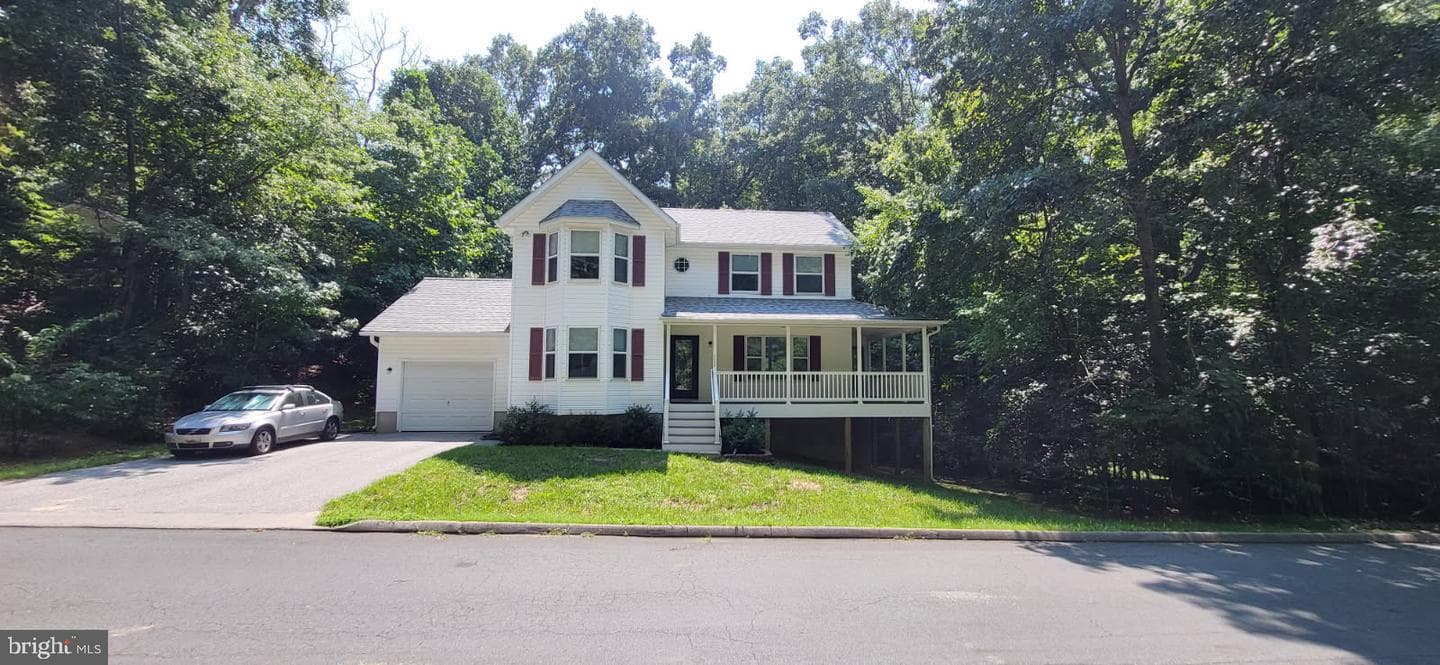 329 Red Cloud Road photo 1