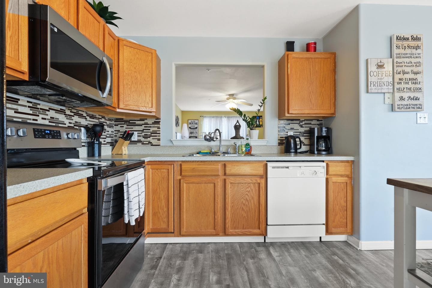110 Ben Boulevard photo 24