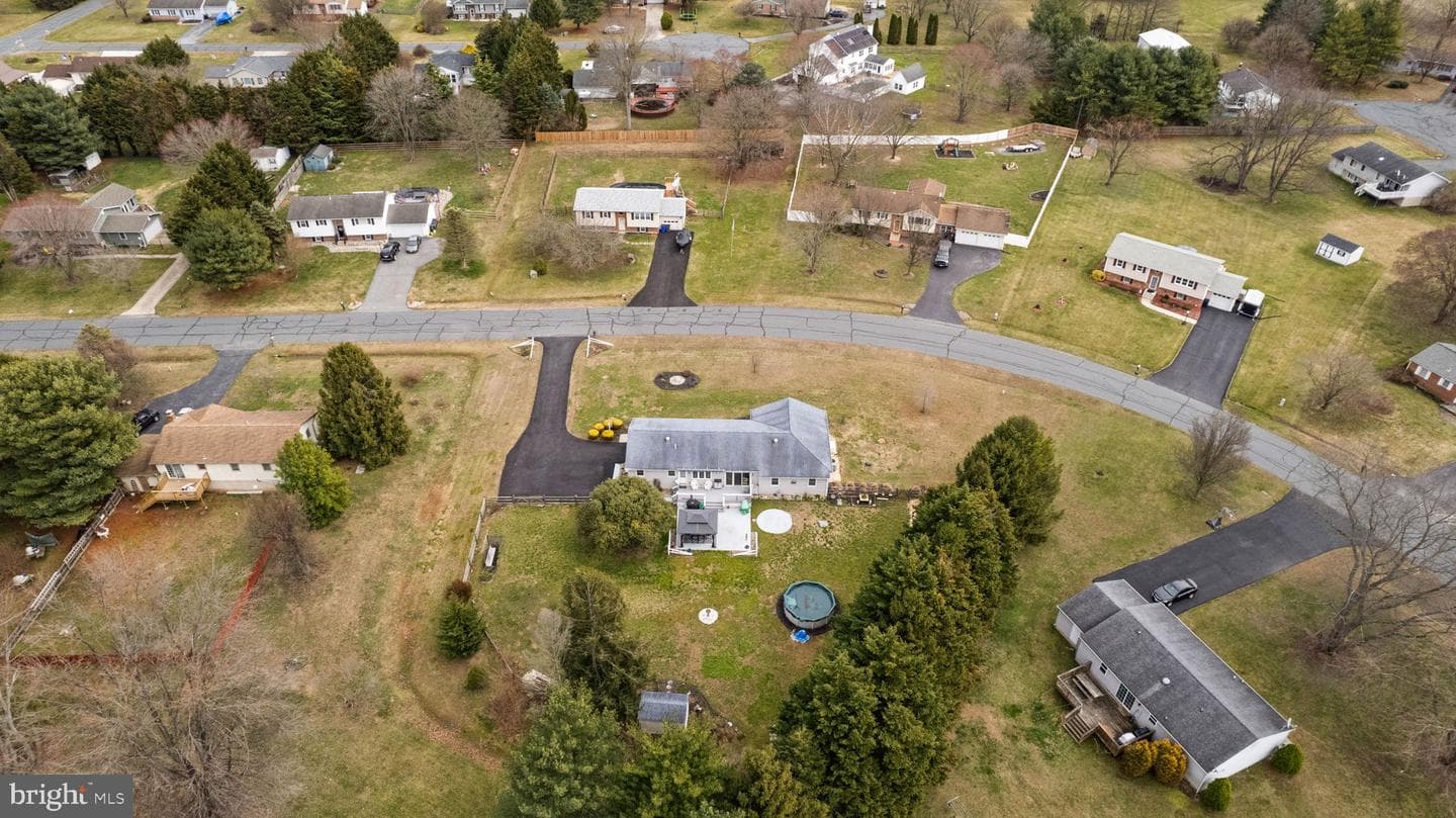 50 Brantwood Drive photo 36