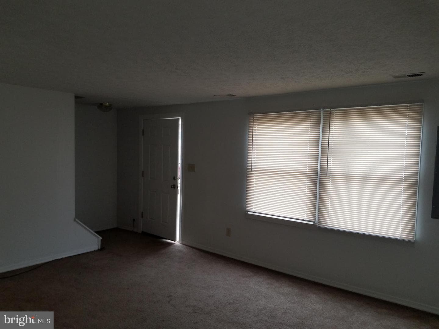 102 Quail Court photo 3