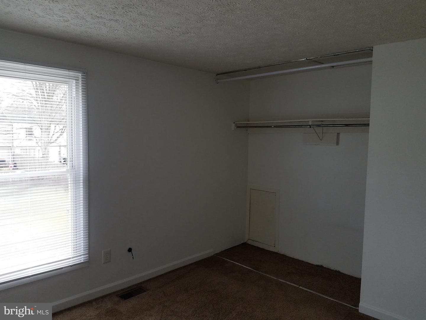 102 Quail Court photo 9