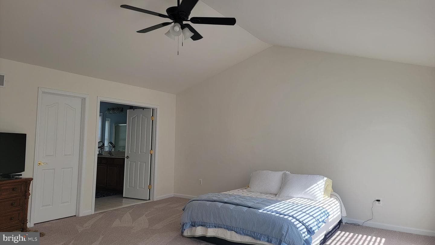 303 Beacon Point Drive photo 16