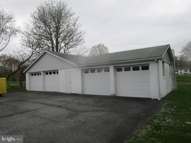 49 Hilltop Road photo 5
