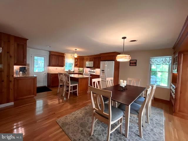 8 W Parkway photo 14