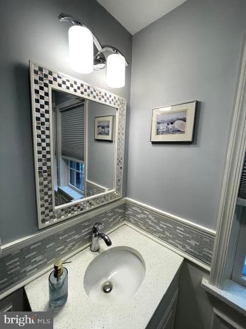 8 W Parkway photo 43