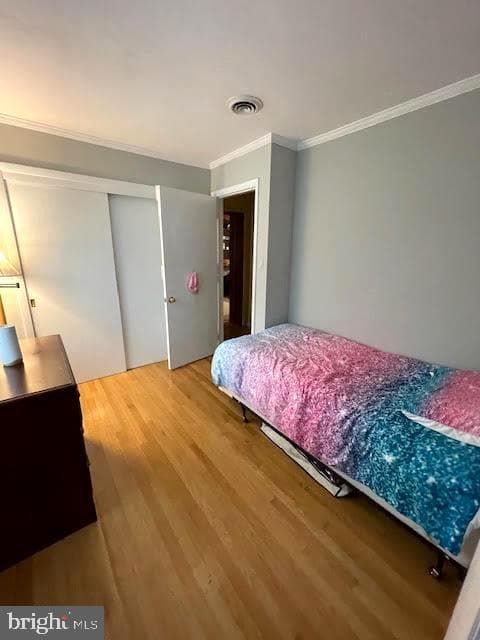 8 W Parkway photo 51