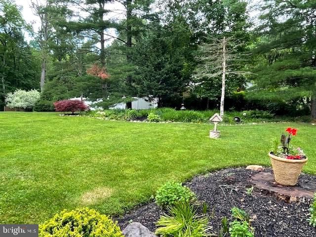 8 W Parkway photo 6
