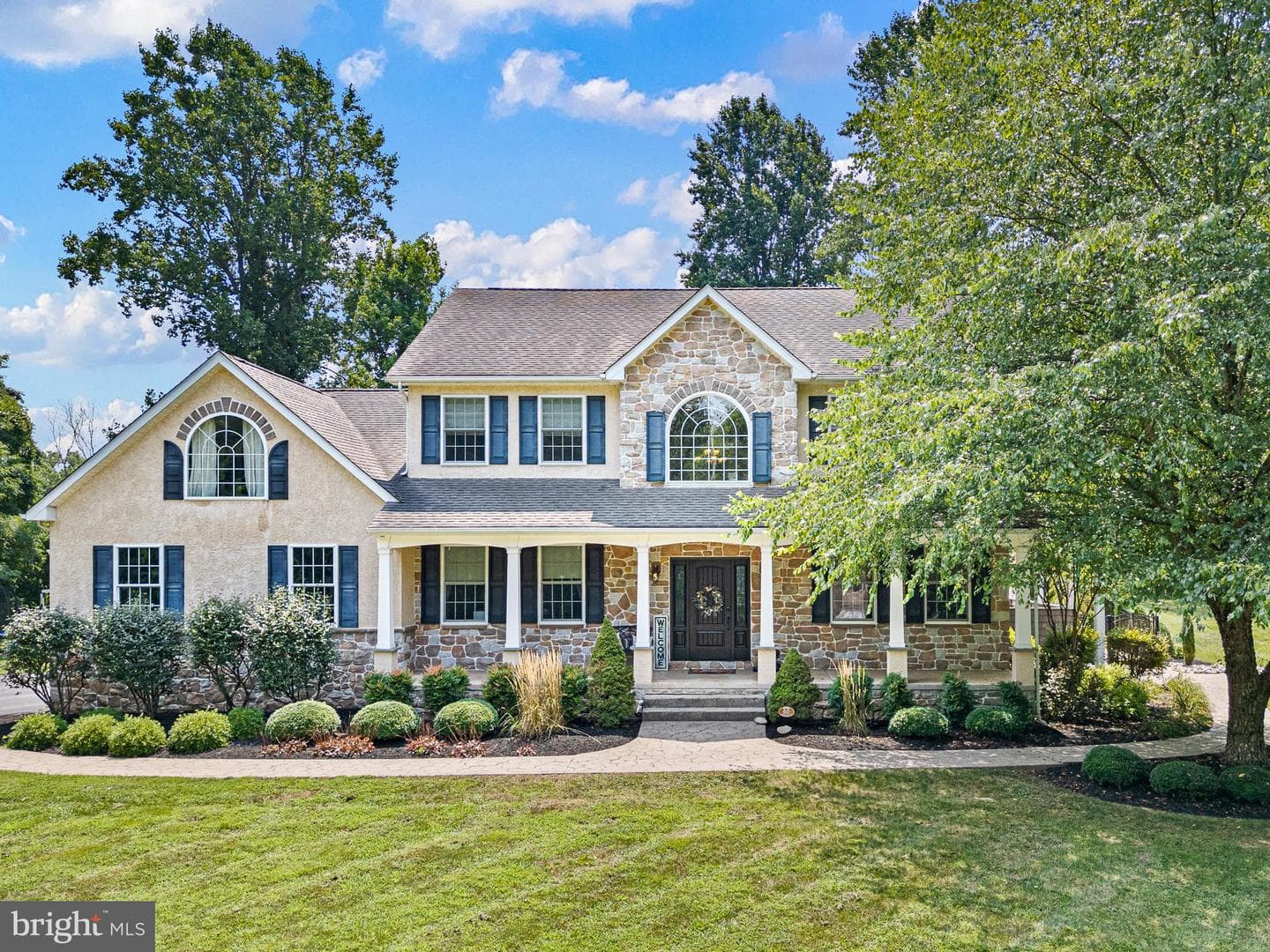 60 Barnett Drive photo 2