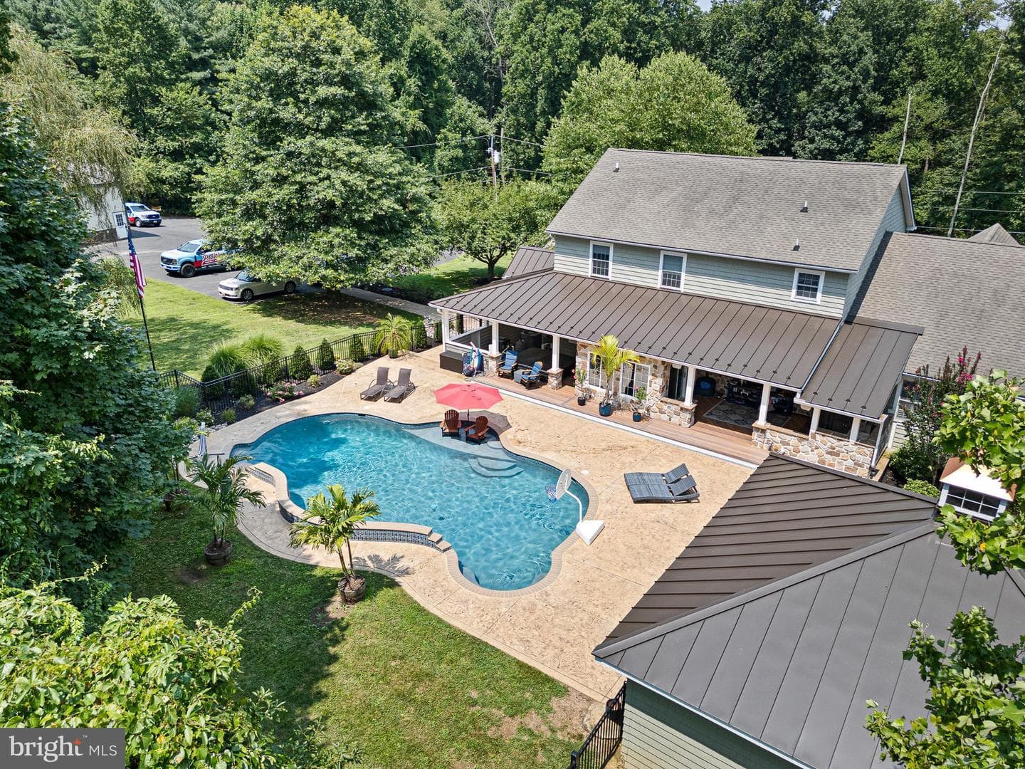 60 Barnett Drive photo 7