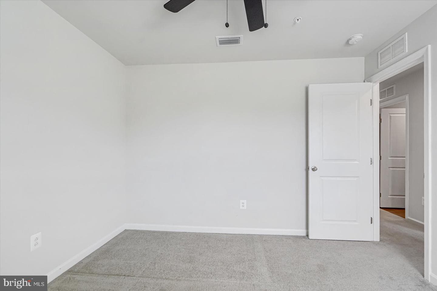 43 Olive Way photo 36
