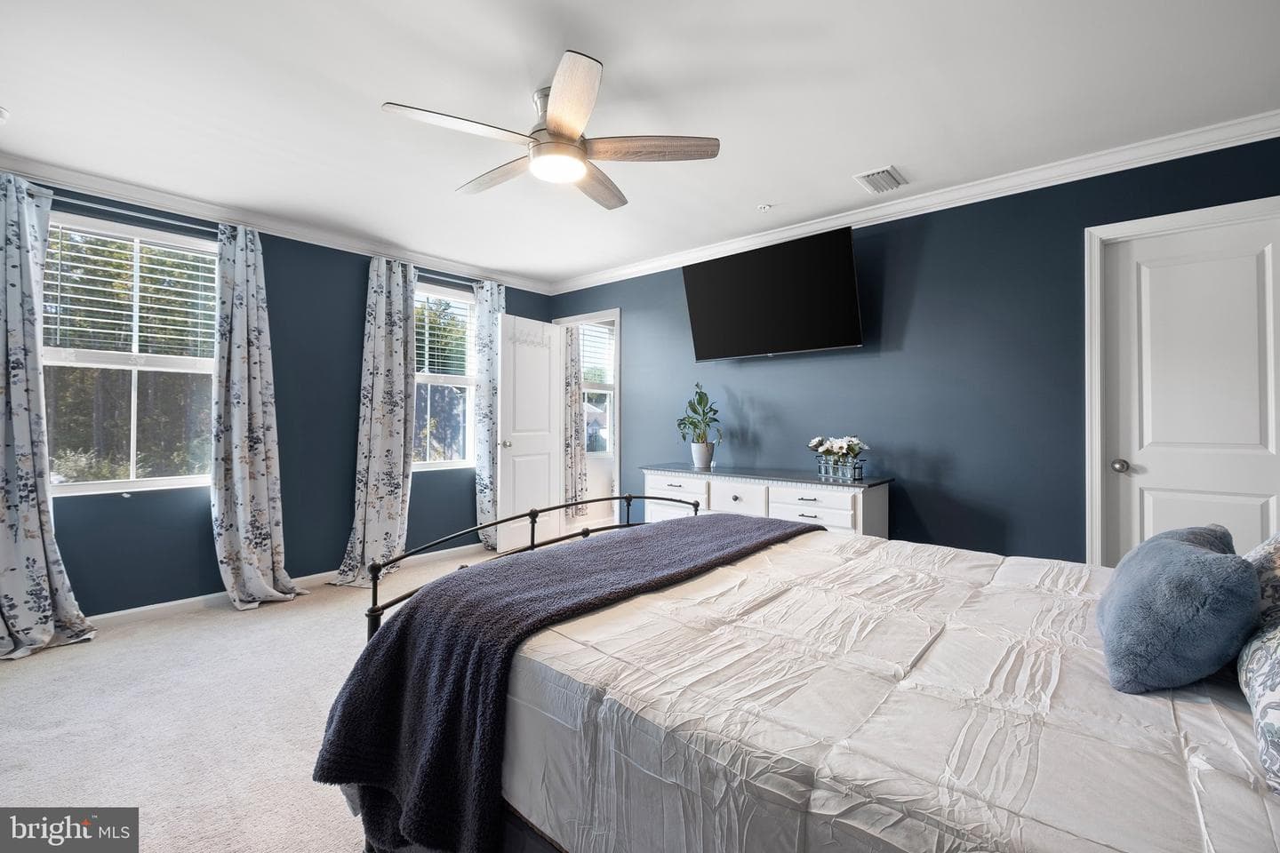 102 Goldspire Drive photo 17