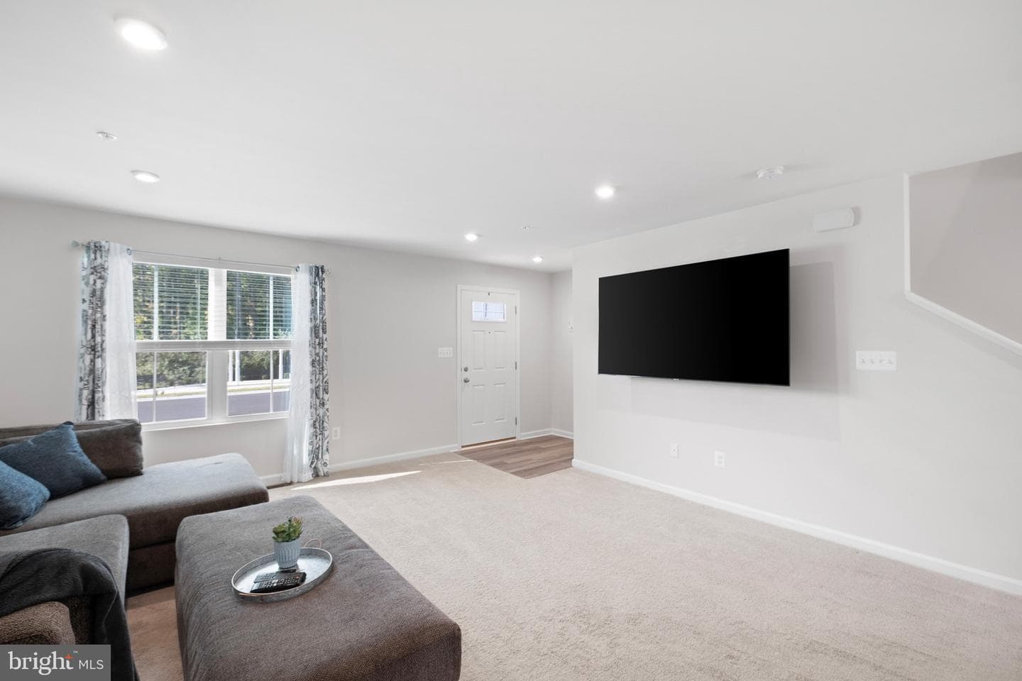 102 Goldspire Drive photo 5