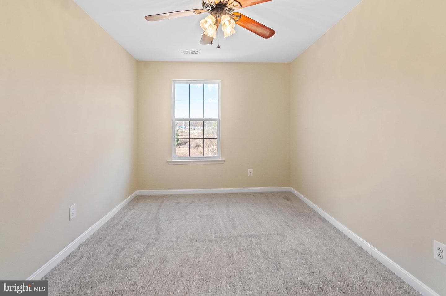 460 Claiborne Road photo 31