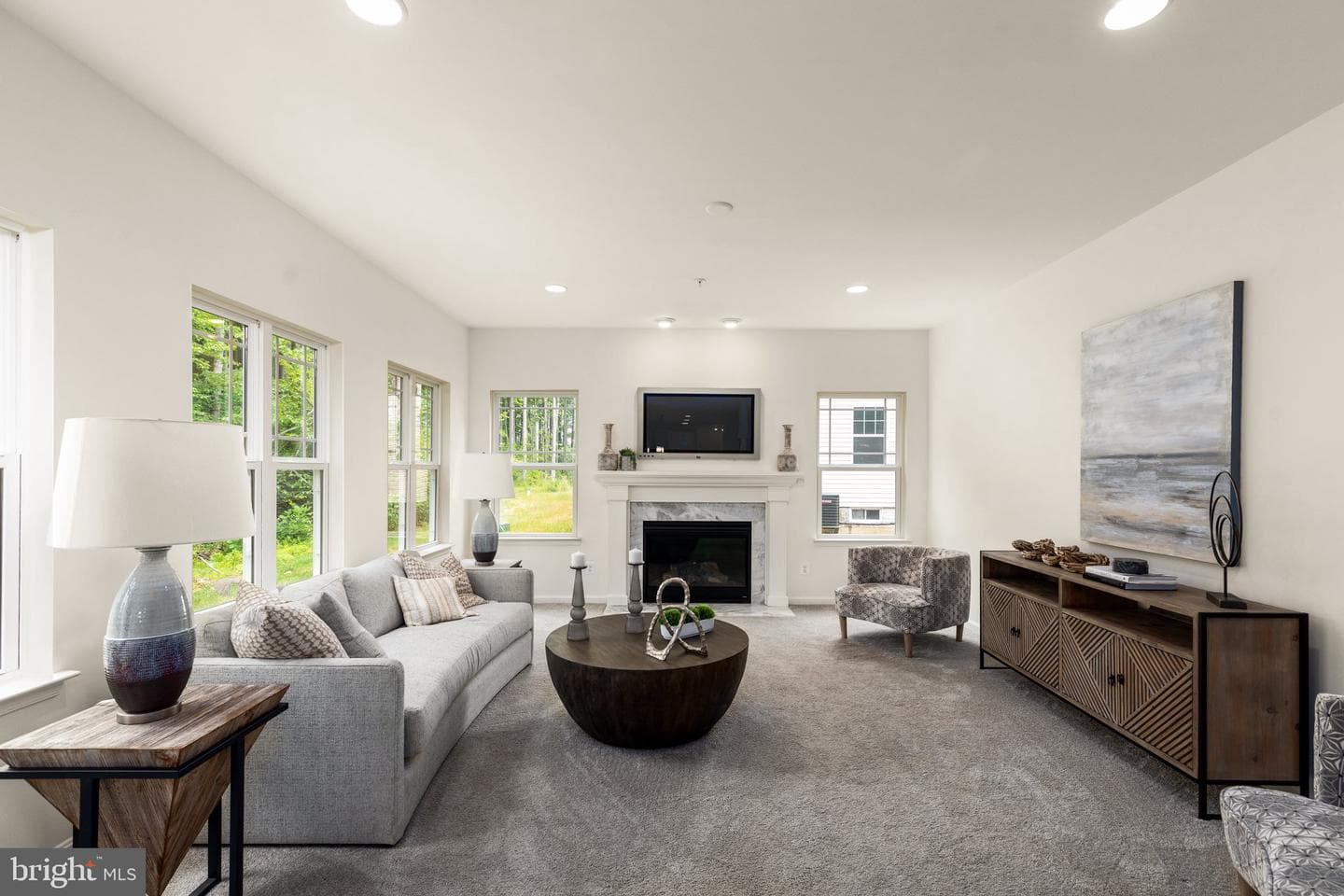 325 Barney Court photo 13