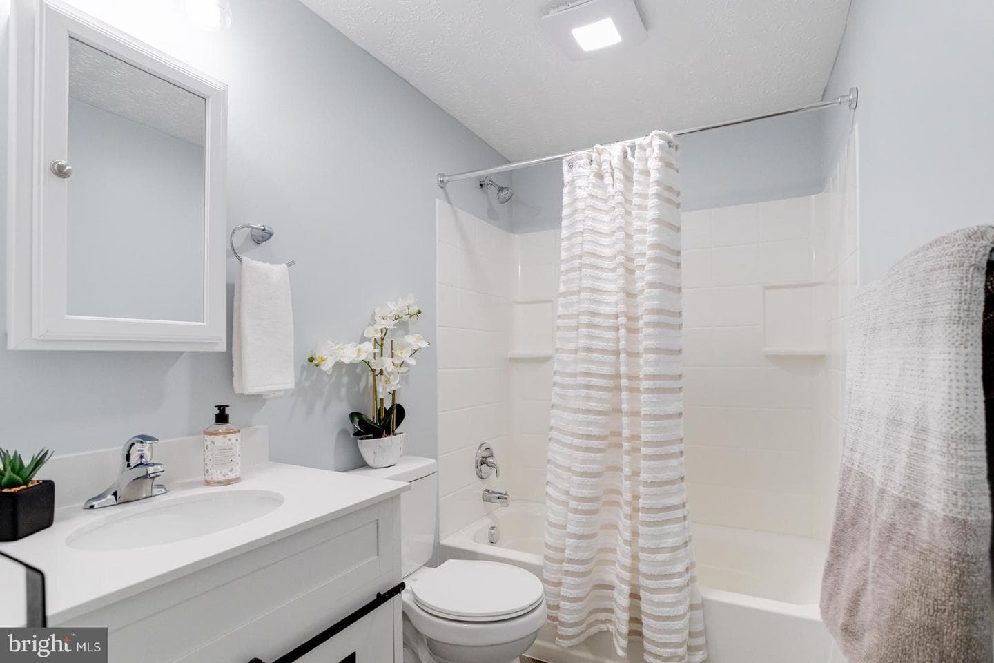 409 Baltimore Street photo 15
