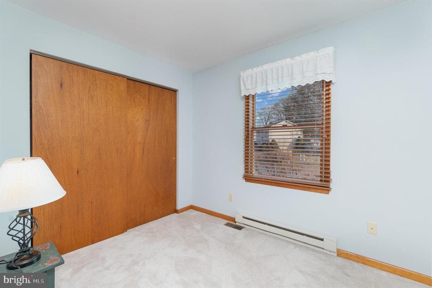 53 Lincoln Avenue photo 15