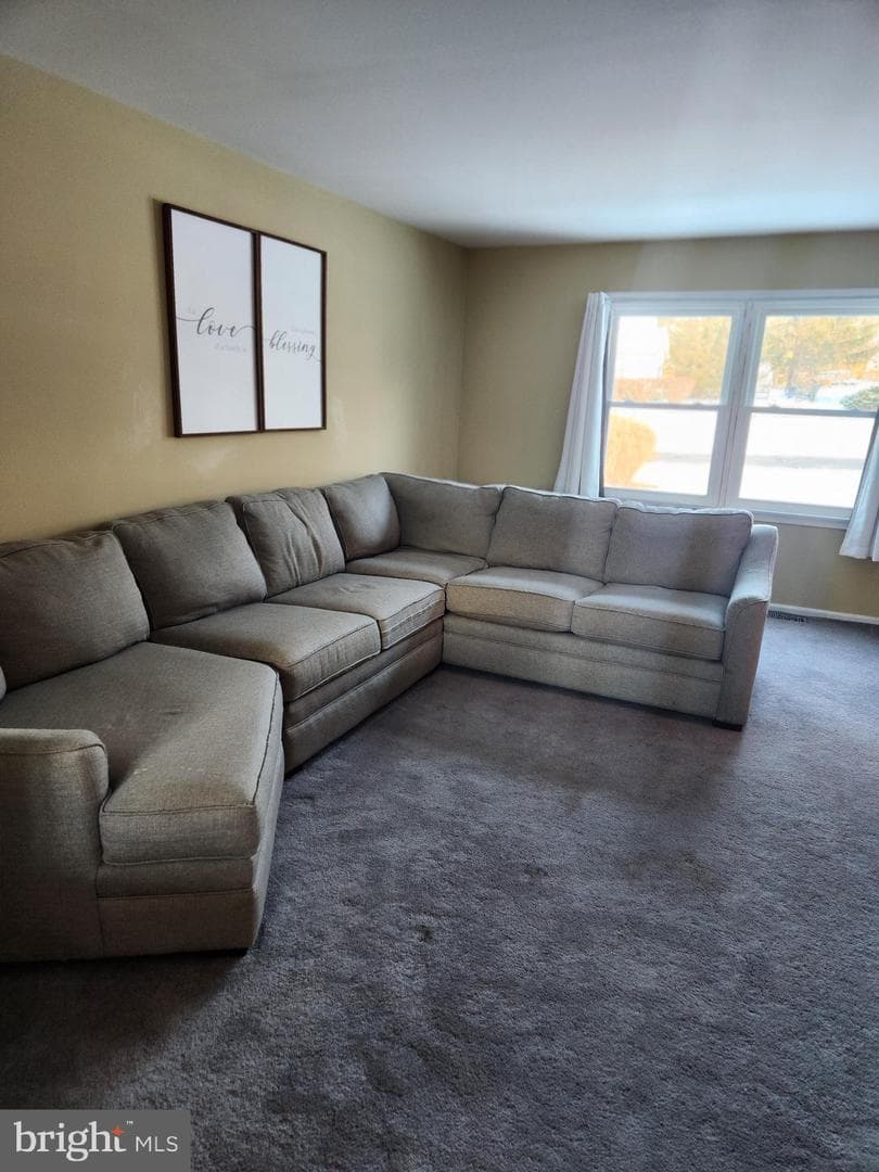 108 Stratton Circle photo 4