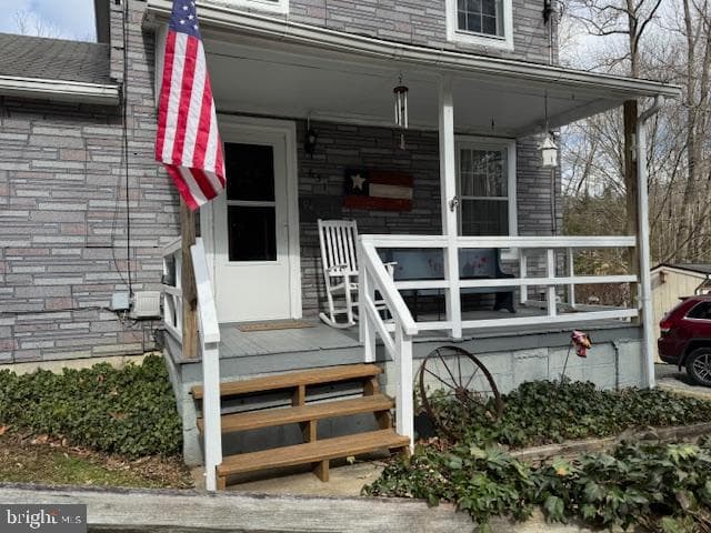 631 McCauley Road photo 2