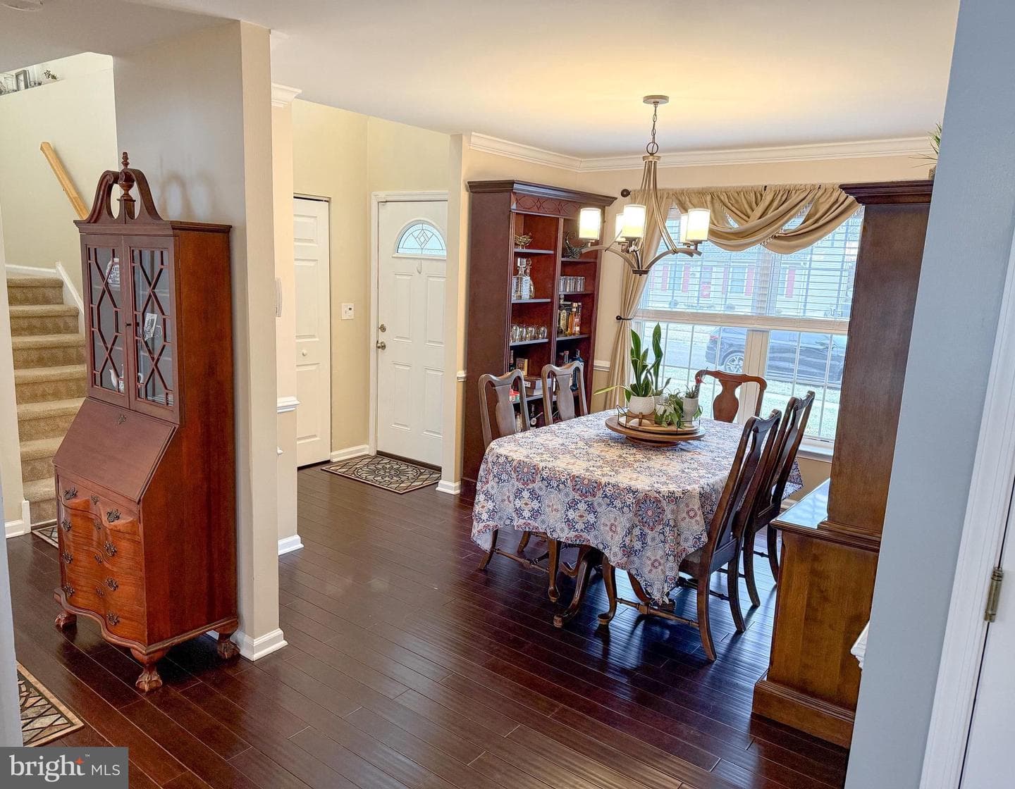 121 Chestnut Drive photo 4
