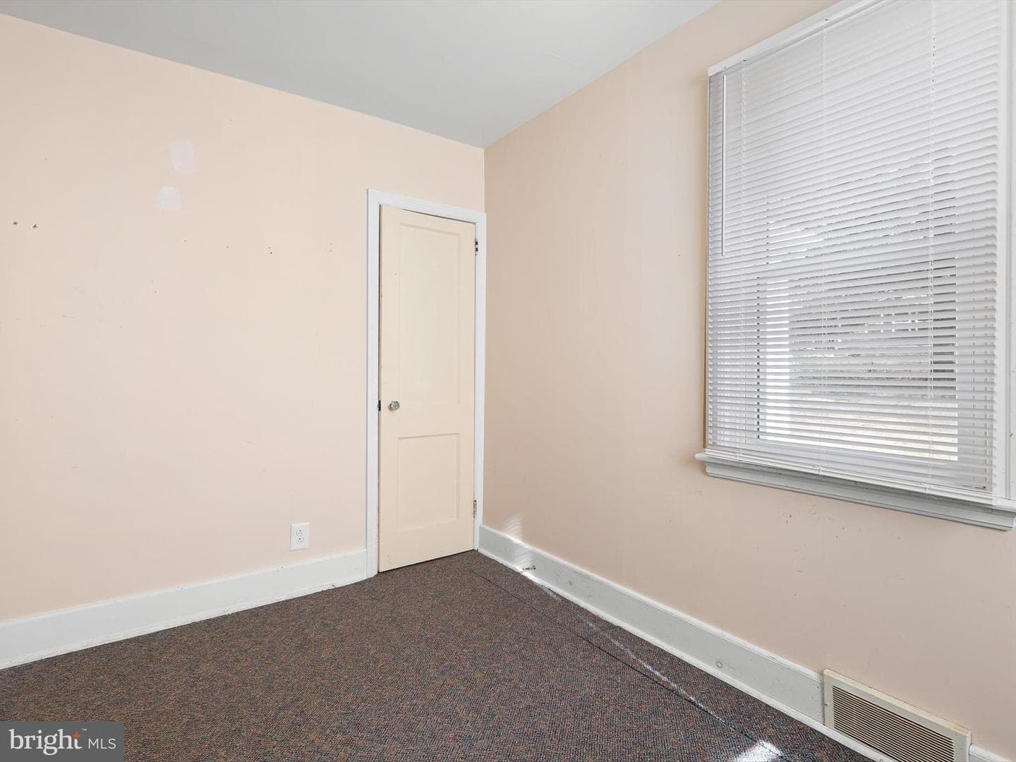3 Smith Road photo 36