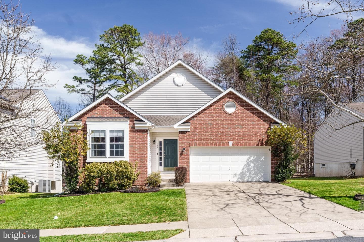 106 Patriots Way photo 1