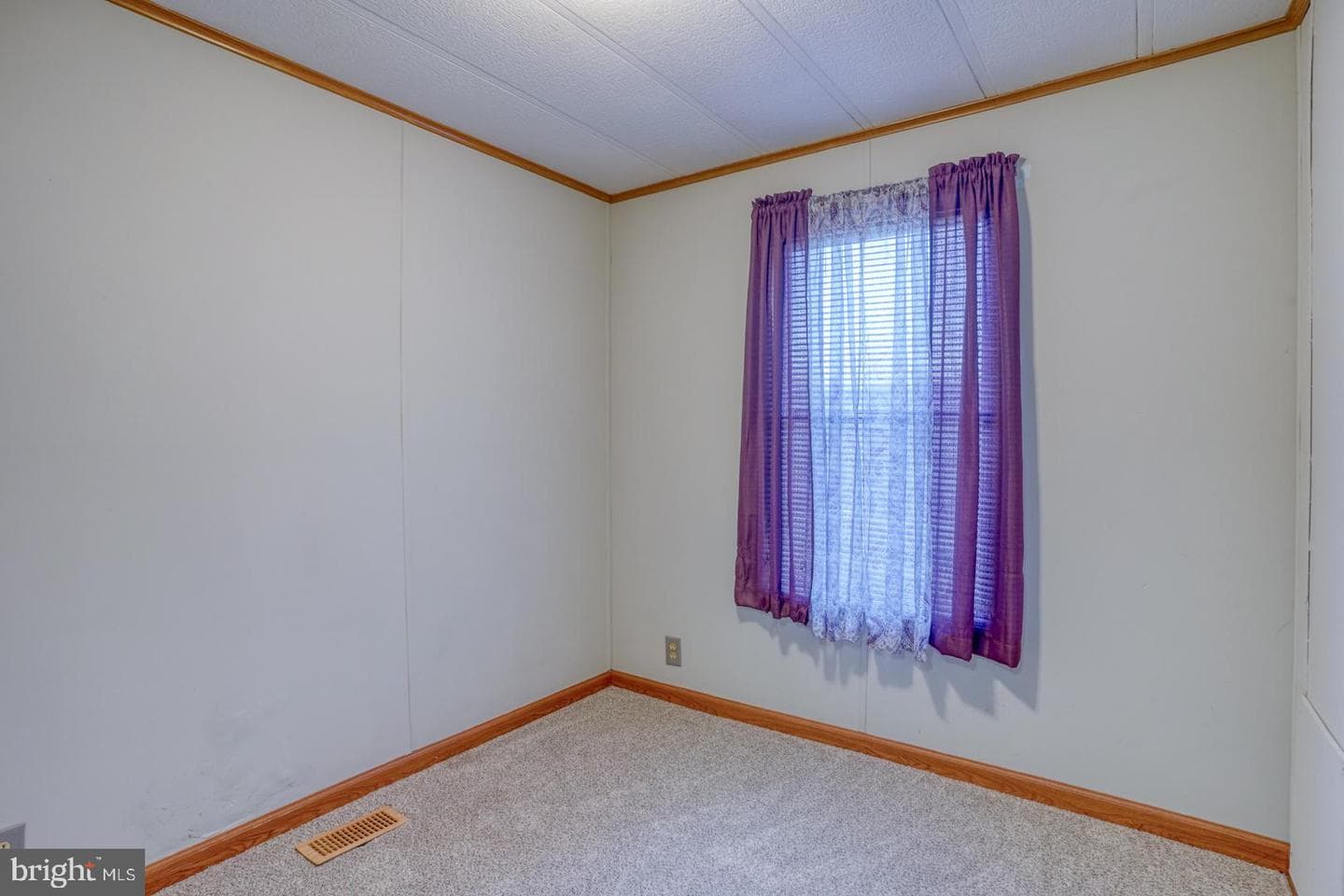 8 Rockcreek Drive photo 9