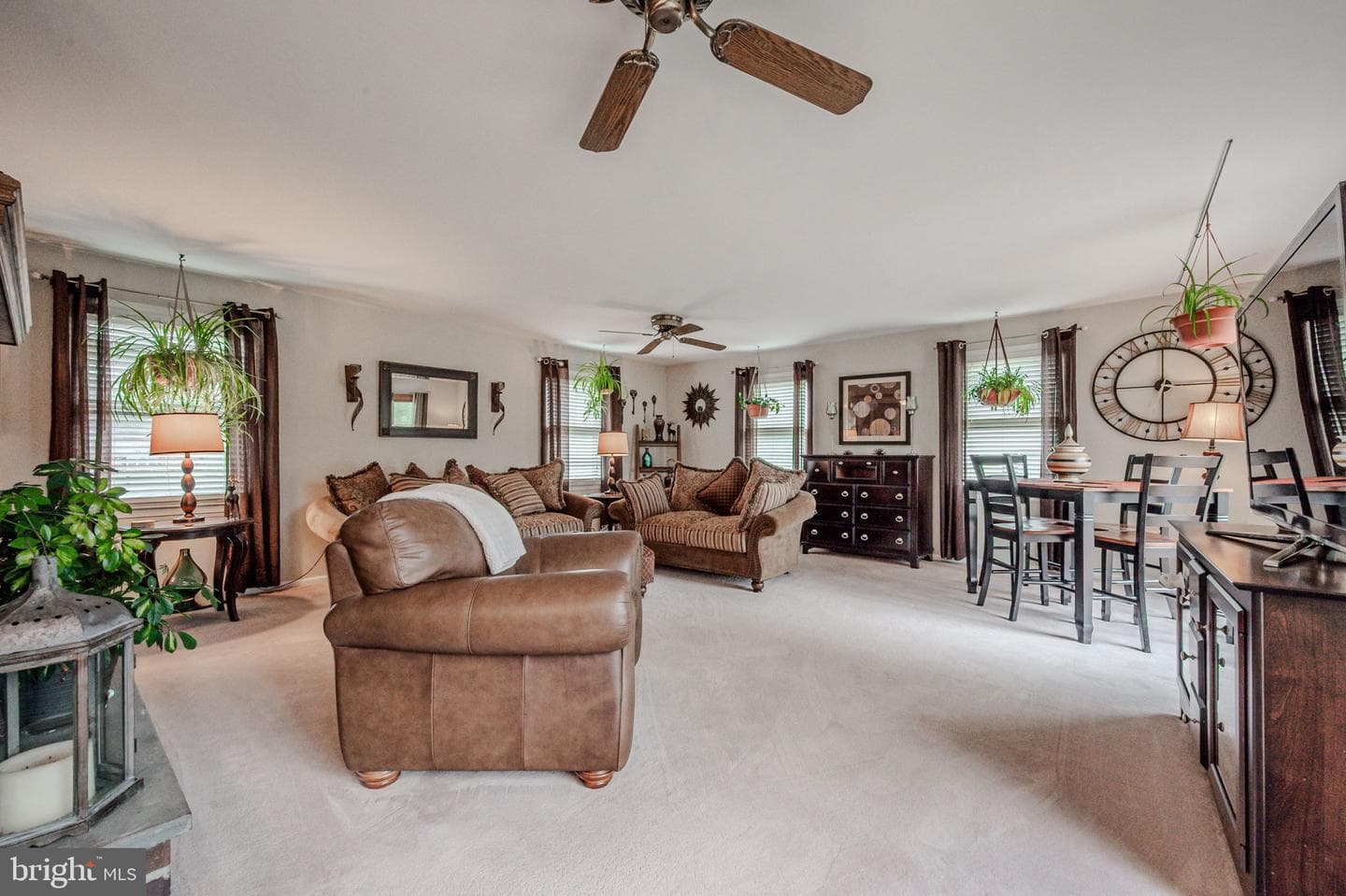 211 Ashley Drive photo 16