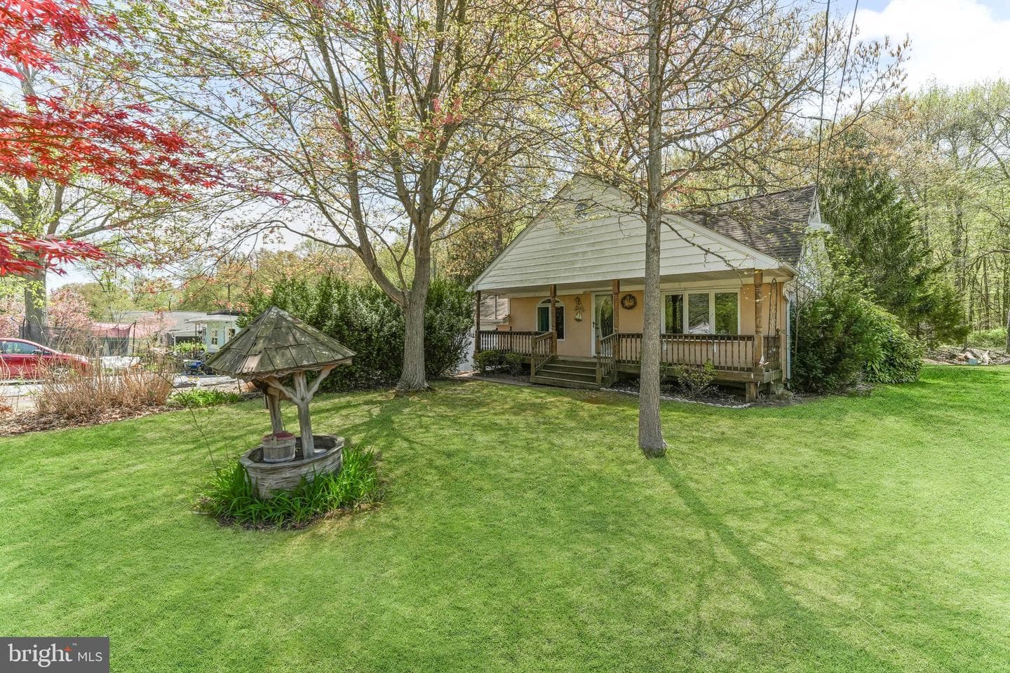 108 Woodall Road photo 4