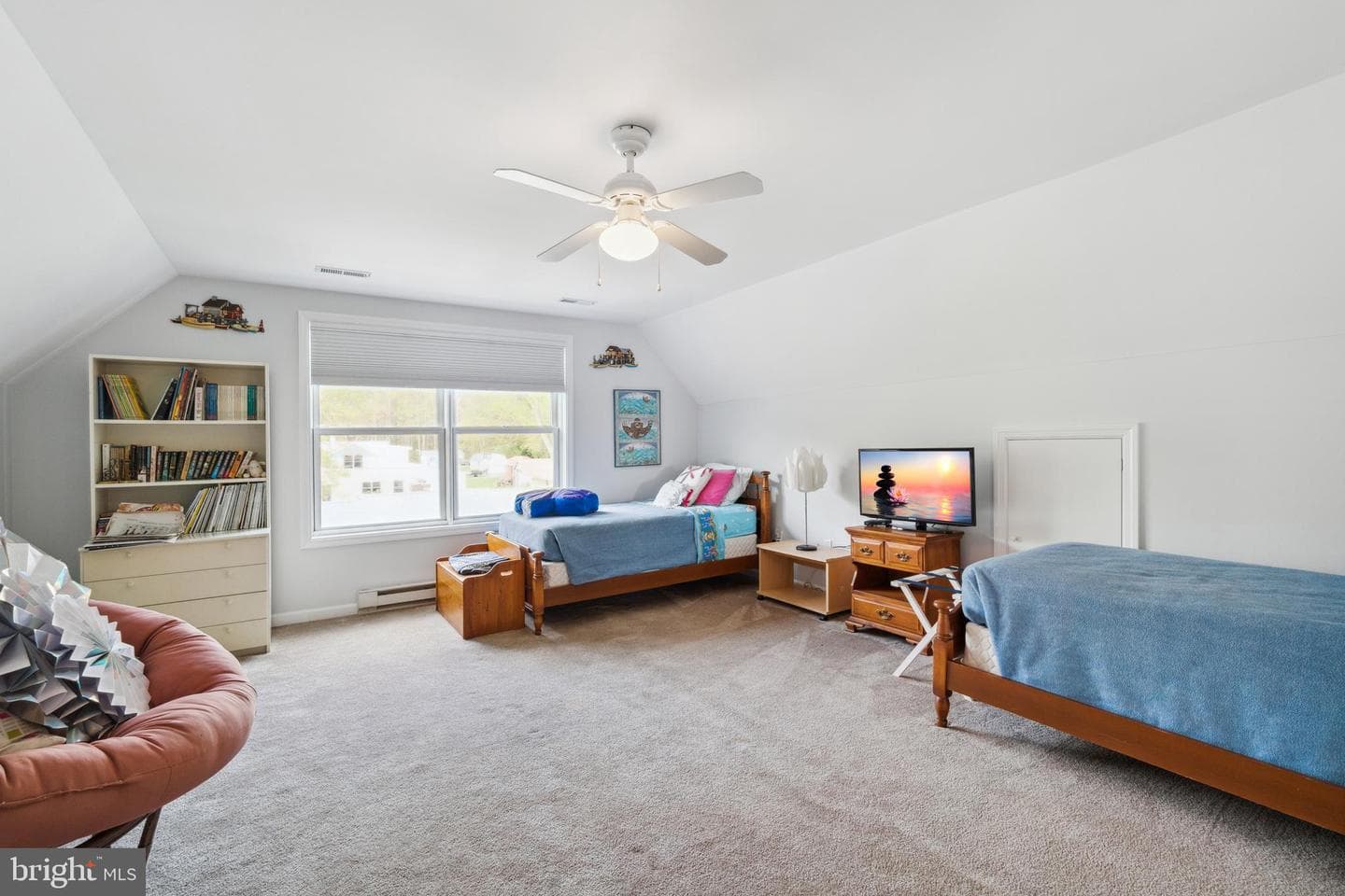 32 Laurel Road photo 26