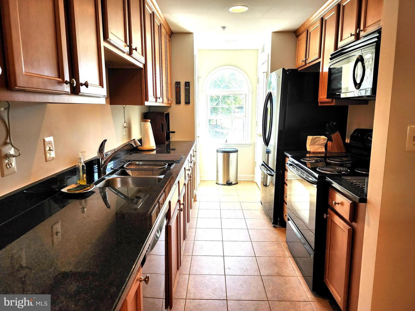 24 Mcmullens Wharf #2c photo 4