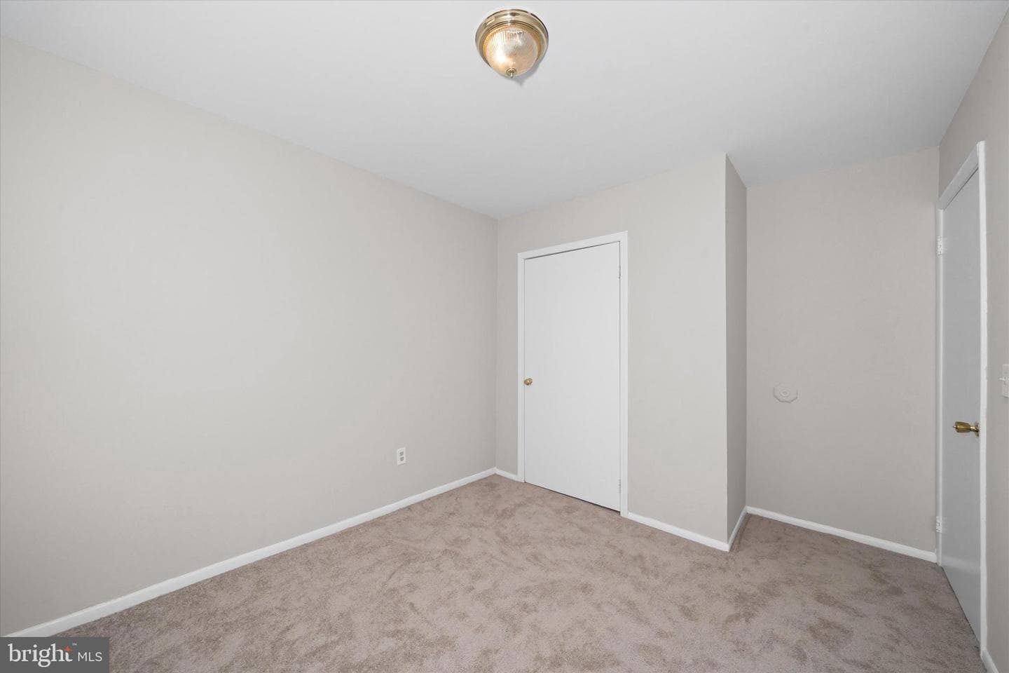 124 Huntsman Drive photo 19