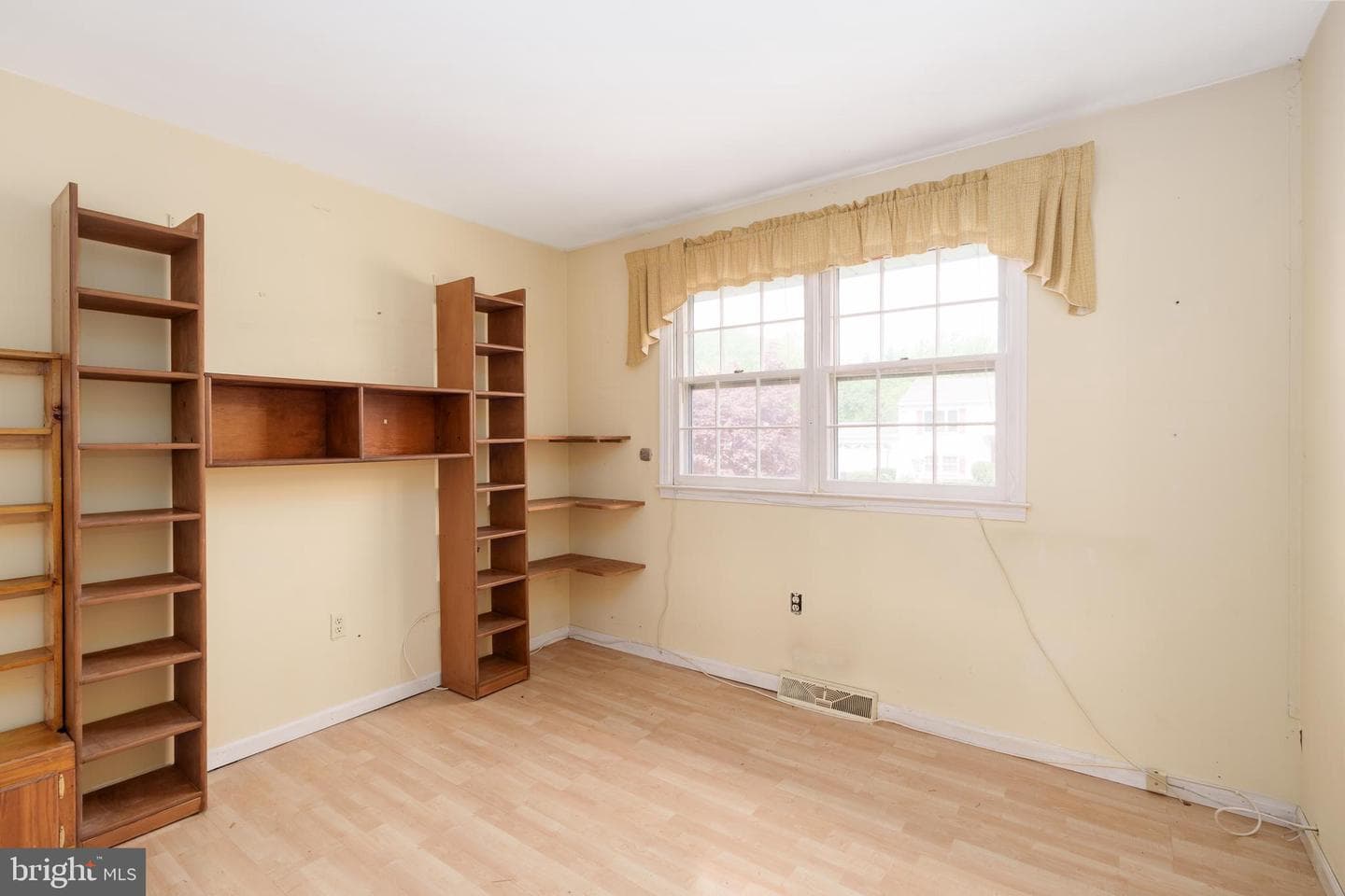 112 Park Towne Drive photo 10