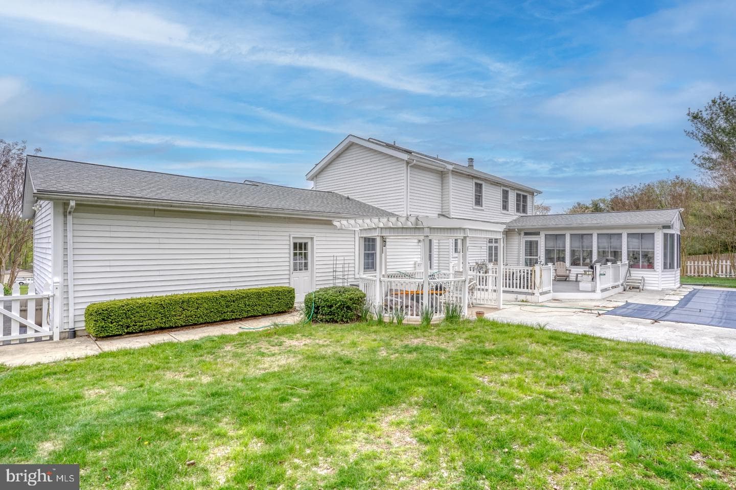 111 Dennis Drive photo 42