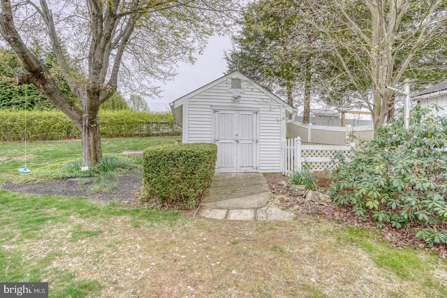 111 Dennis Drive photo 52