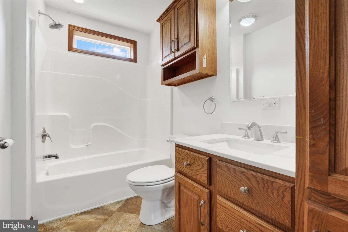 249 Floral Way photo 38