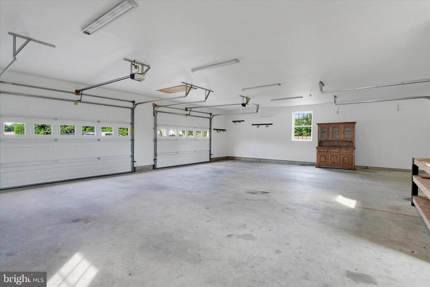 249 Floral Way photo 7