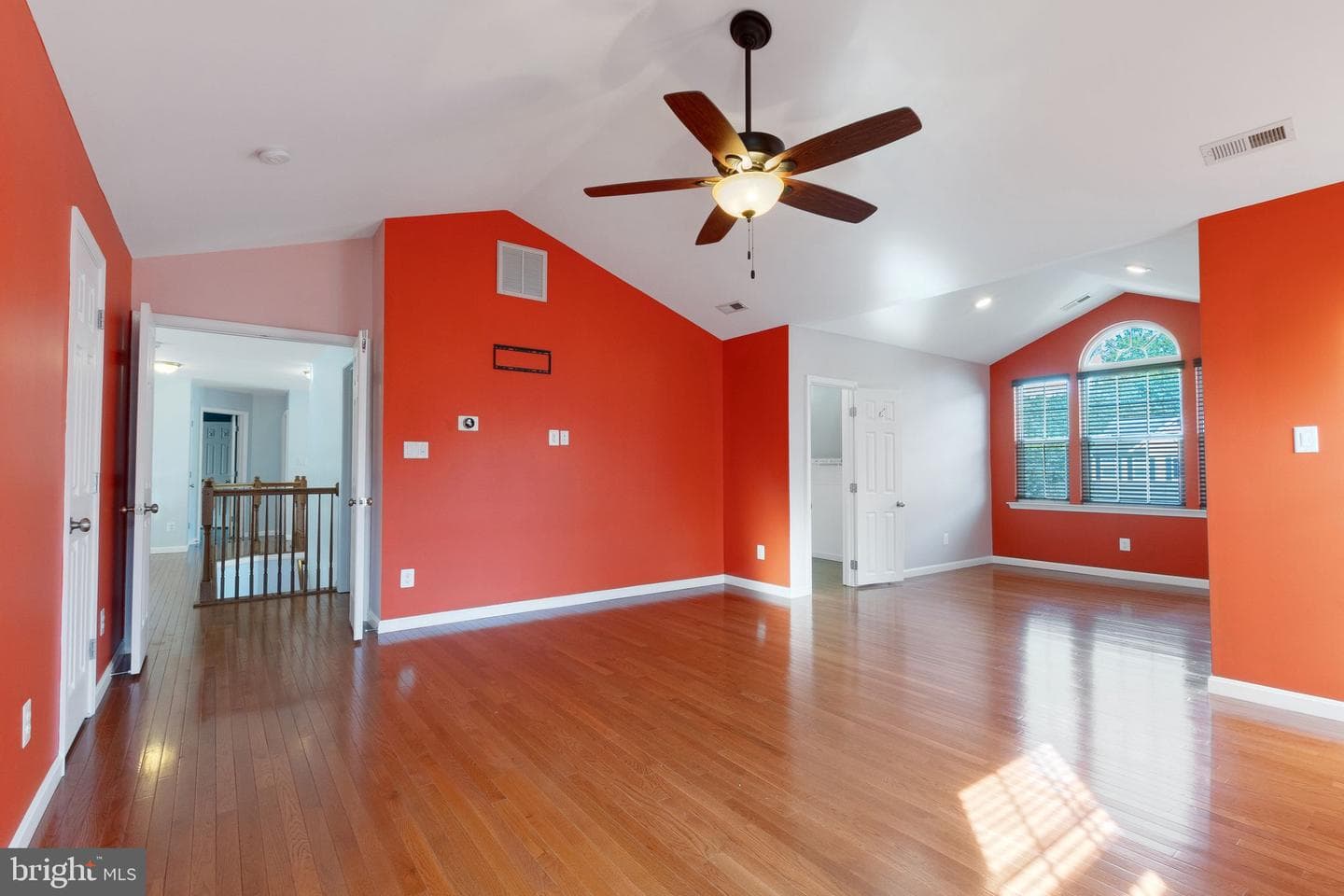 2 Raydan Way photo 19