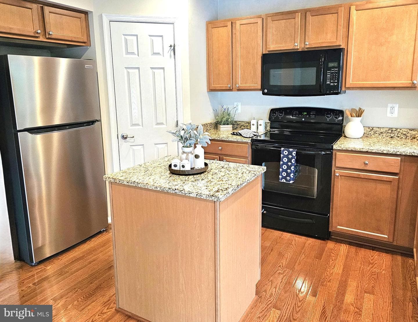 120 Cool Springs Road photo 8