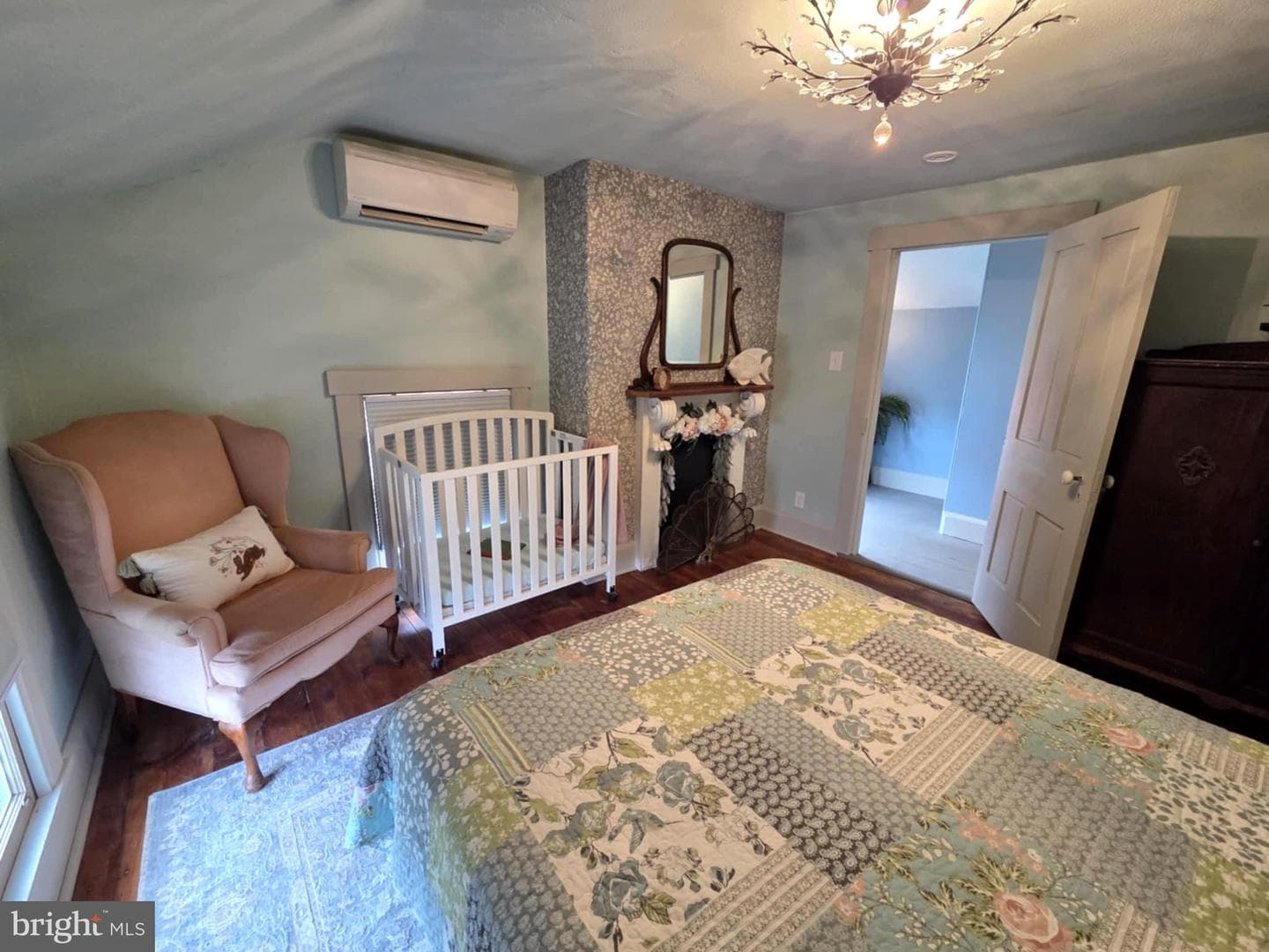 314 Bohemia Avenue photo 65