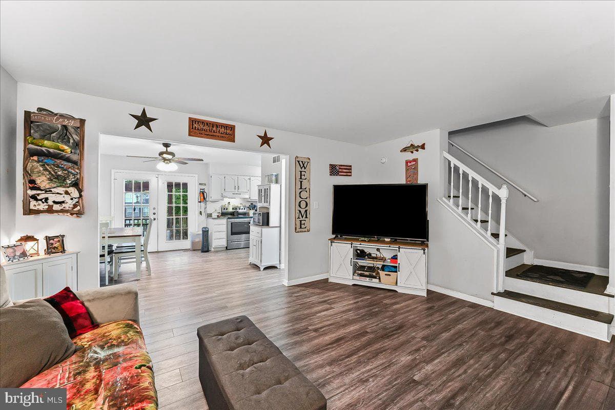 100 Cypress Drive photo 6