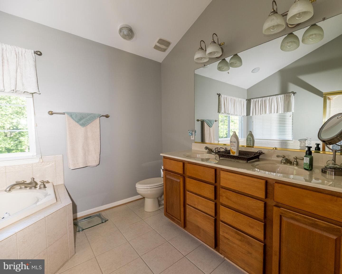 294 Arthur Avenue photo 73
