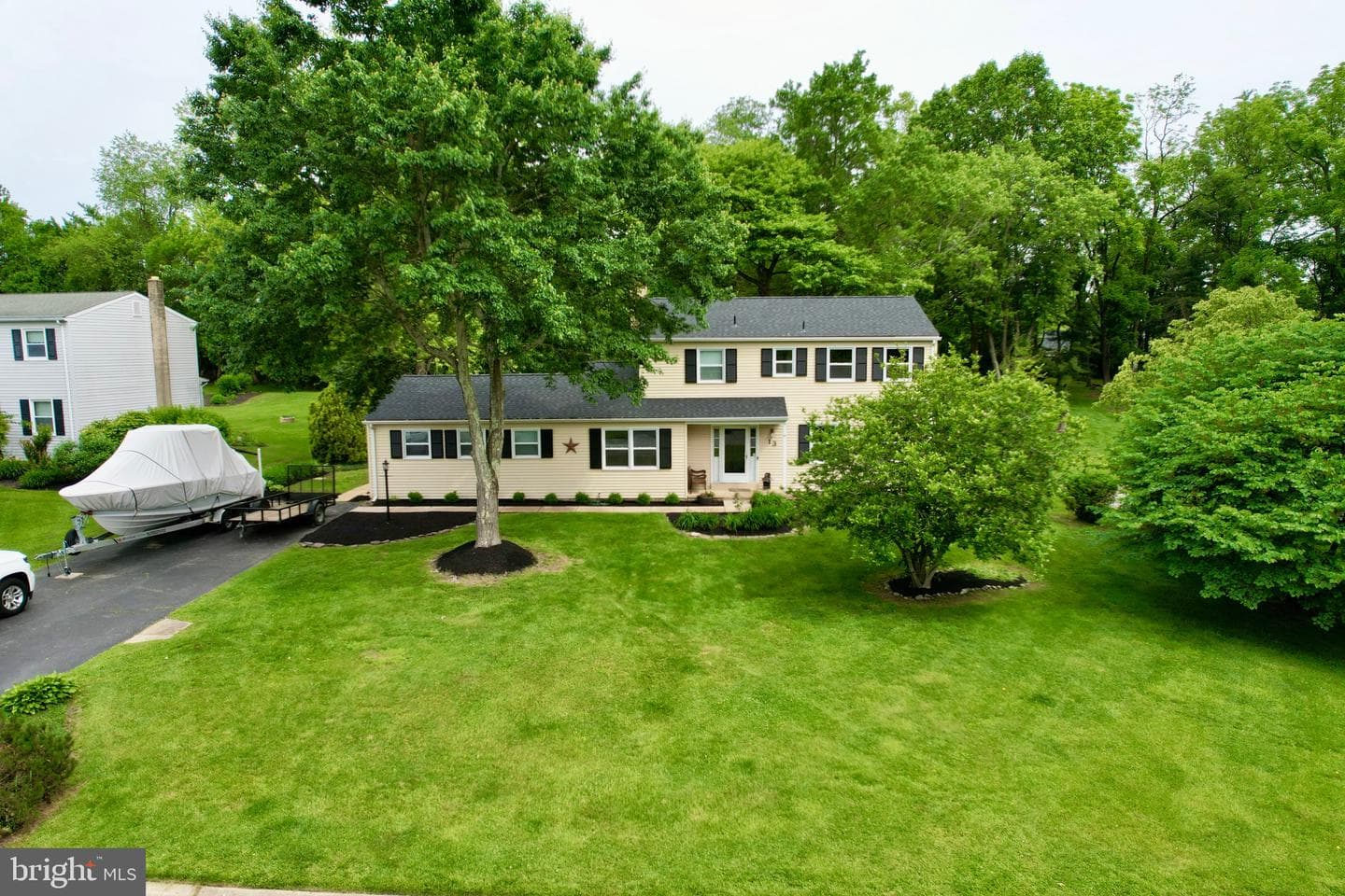 13 Locharron Drive photo 3