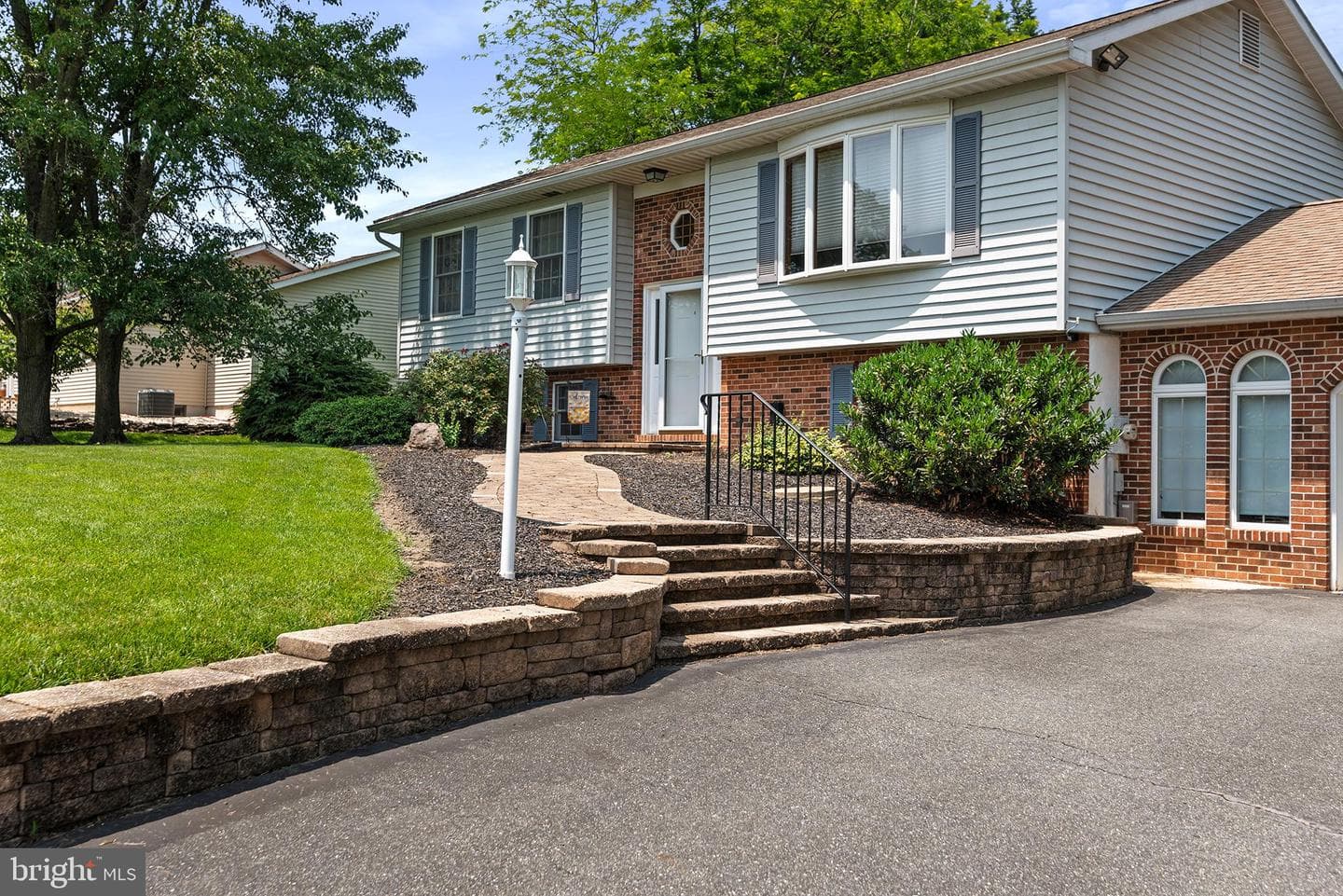 9 White Pine Circle photo 4